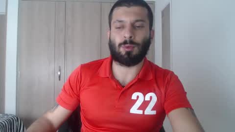   online show from December 2024 09:04:02 PM