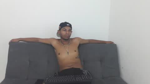 Snapshot of masters_latins chatting on July 2026 03:25:02 PM masters_latins online show from July 2026 03:25:02 PM
