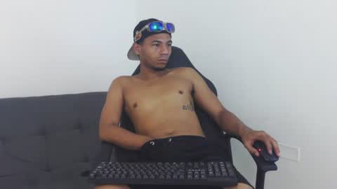 Snapshot of masters_latins chatting on July 2026 02:13:01 PM masters_latins online show from July 2026 02:13:01 PM
