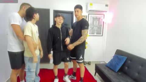 Team Cris Darwin- Fernando- Stiven- David online show from March 2026 11:48:01 AM