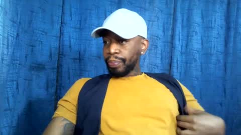Snapshot of mastershow69 chatting on January 2025 05:45:02 AM camilo online show from January 2025 05:45:02 AM