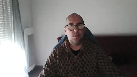 mat11efou online show from November 2025 10:48:01 AM