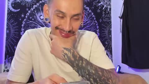 Snapshot of mateo60_ chatting on January 2025 03:52:02 PM Mateo online show from January 2025 03:52:02 PM