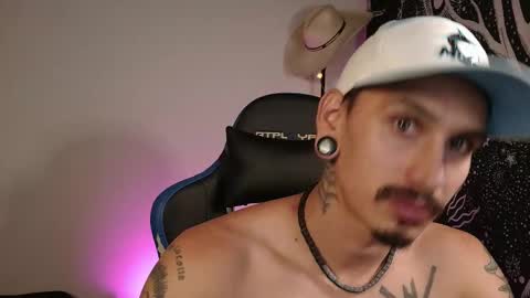 Mateo online show from November 2025 03:08:02 AM