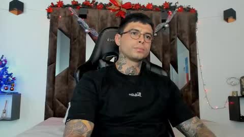 mateo_dilucajs1 online show from December 2025 09:22:01 PM