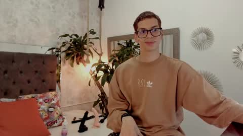 Mateo online show from February 2025 11:13:02 PM