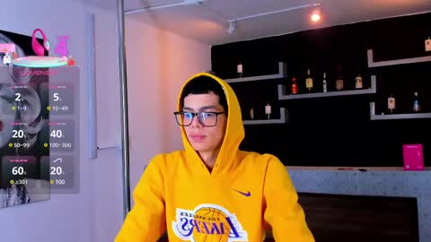 Mateo online show from March 2025 08:00:02 PM
