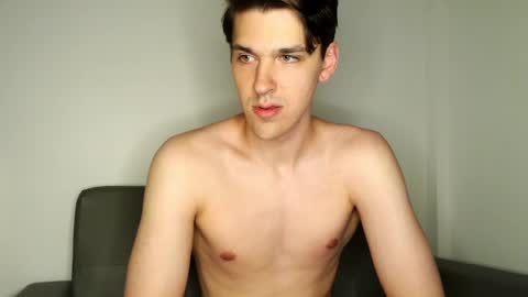 mateo_zeus online show from January 2025 05:24:02 PM