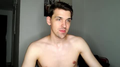 mateo_zeus online show from March 2025 03:48:02 PM