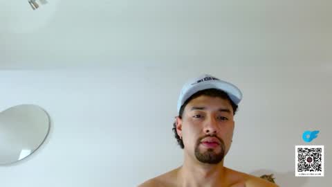 STRURIBE ON INSTAGRAM online show from November 2025 09:25:01 PM