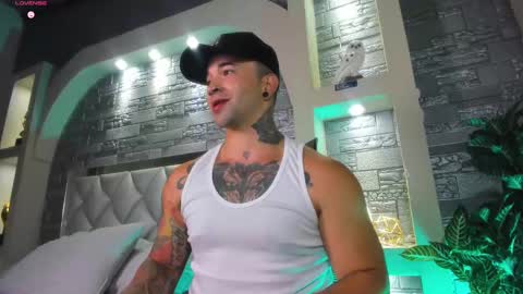 Snapshot of mathew_colt chatting on September 2025 12:00:02 AM mathew_colt online show from September 2025 12:00:02 AM