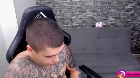 Mathew Independent model online show from October 2025 09:56:01 PM