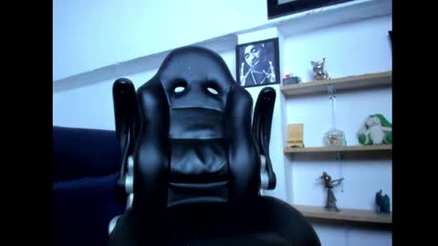 Snapshot of mathews_19 chatting on January 2025 07:00:02 PM Teo online show from January 2025 07:00:02 PM