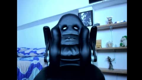 Snapshot of mathews_19 chatting on February 2025 09:37:01 PM Teo online show from February 2025 09:37:01 PM