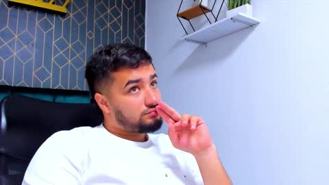 Mathews online show from February 2026 12:01:01 PM