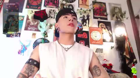 Snapshot of mathewth chatting on December 2024 02:20:02 AM Mathew                        online show from December 2024 02:20:02 AM