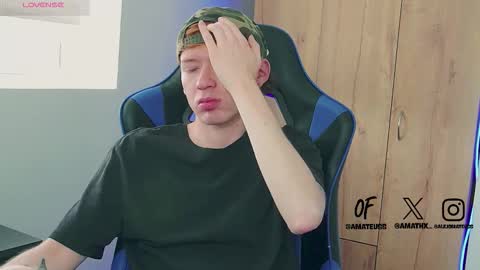 Alejandro Alex online show from November 2025 02:21:01 PM