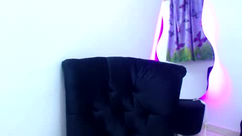 Snapshot of mati0421 chatting on February 2026 06:01:01 AM Mati04 online show from February 2026 06:01:01 AM