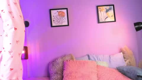 Mati  online show from April 2026 09:09:02 PM