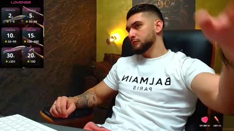 Snapshot of matiasdean chatting on September 2025 04:34:02 AM MatiasDean online show from September 2025 04:34:02 AM