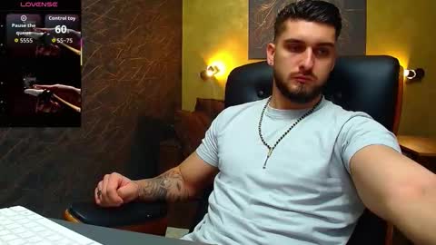 Snapshot of matiasdean chatting on September 2025 04:56:01 AM MatiasDean online show from September 2025 04:56:01 AM