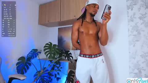 Snapshot of matteo_777 chatting on July 2026 01:12:01 AM Mateo online show from July 2026 01:12:01 AM
