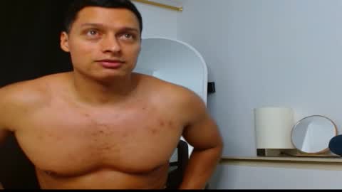 matteo_fit online show from September 2025 05:17:02 AM