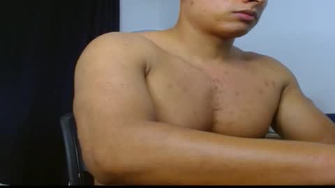 matteo_fit online show from September 2025 04:46:02 AM