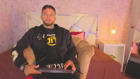 Matthew online show from April 2026 12:32:02 PM