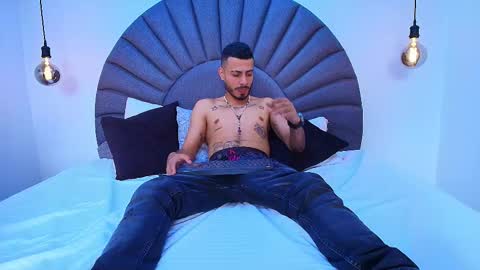 Matthew online show from February 2026 08:27:01 PM