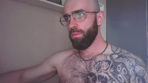 Snapshot of matthewnoir chatting on July 2026 05:43:01 AM matthewnoir online show from July 2026 05:43:01 AM