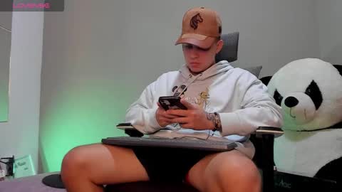 Snapshot of mattiwsmorris_ chatting on October 2025 03:39:02 AM mattiwsmorris_ online show from October 2025 03:39:02 AM