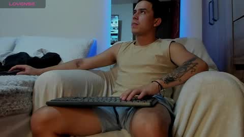 mattiwsmorris_ online show from April 2026 02:33:02 PM