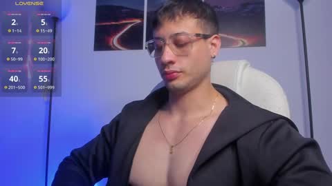 Snapshot of mattsaill_ chatting on October 2025 03:18:01 PM mattsaill_ online show from October 2025 03:18:01 PM