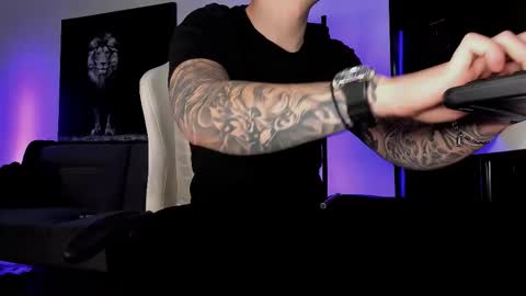 Snapshot of mattytwink69 chatting on November 2025 07:25:01 AM Matt online show from November 2025 07:25:01 AM