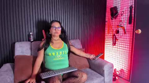 Snapshot of mature_naughty_x chatting on June 2026 03:31:02 AM DEBORA online show from June 2026 03:31:02 AM