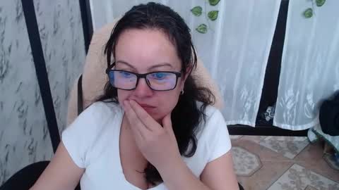 Sonia online show from March 2025 08:20:02 PM