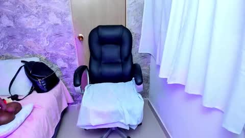 maturepure_ online show from March 2026 09:25:01 PM