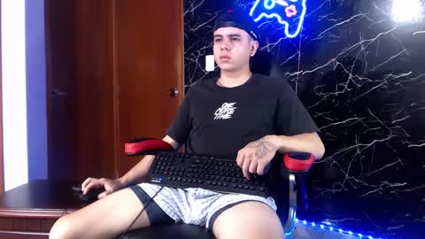 Matias online show from December 2024 03:21:01 PM