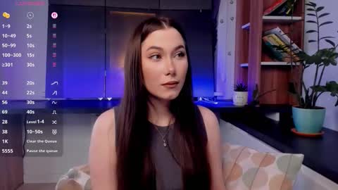 Lucy online show from September 2025 03:12:01 PM