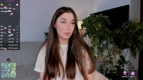 Lucy online show from September 2025 05:27:01 PM