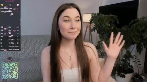 Lucy online show from September 2025 04:32:01 PM