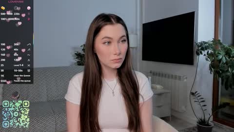 Lucy online show from September 2025 03:05:01 PM