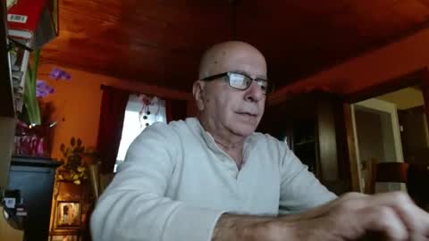 Maurice online show from January 2025 12:18:01 PM
