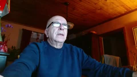Maurice online show from January 2025 10:27:02 AM