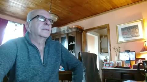 Maurice online show from February 2025 02:55:02 PM