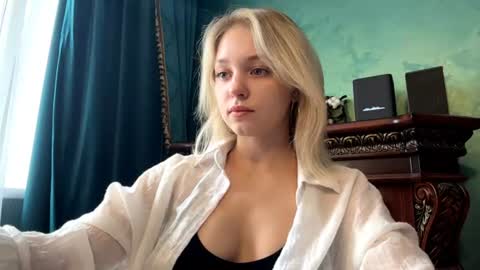 Snapshot of mauriceproenza chatting on July 2026 06:47:02 AM Eva 1st day online show from July 2026 06:47:02 AM