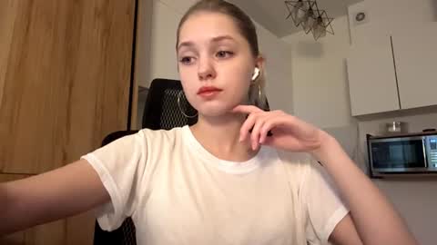 Snapshot of mauriceproenza chatting on July 2026 08:50:02 AM Eva 1st day online show from July 2026 08:50:02 AM