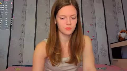 Snapshot of maurineneverman chatting on June 2026 08:08:01 AM Lucy online show from June 2026 08:08:01 AM