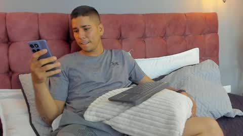 mauro_boy online show from May 2026 02:30:02 AM